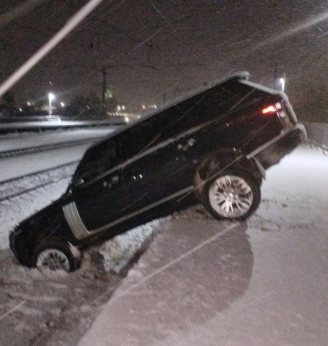 Внедорожник Струнино вокзал ДТП 3-min