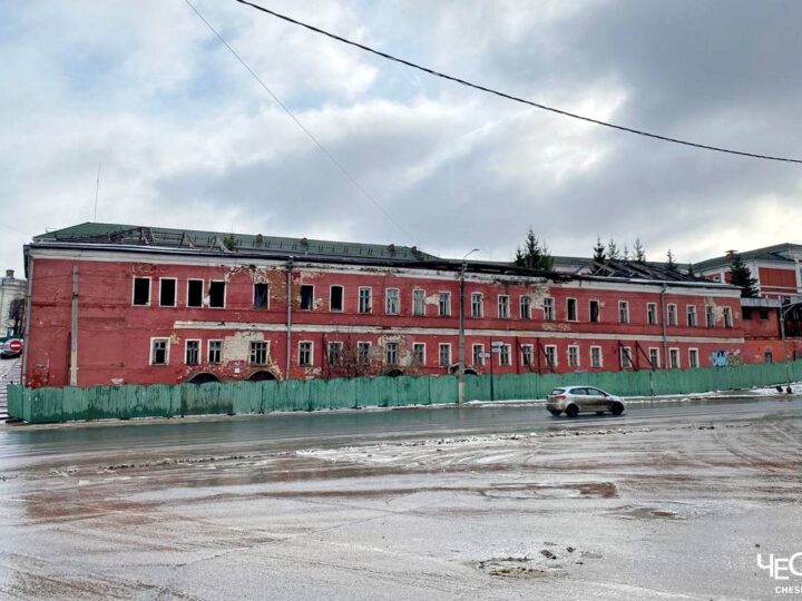 Казармы на Ерофеевском спуске включат в инвестиционные проекты