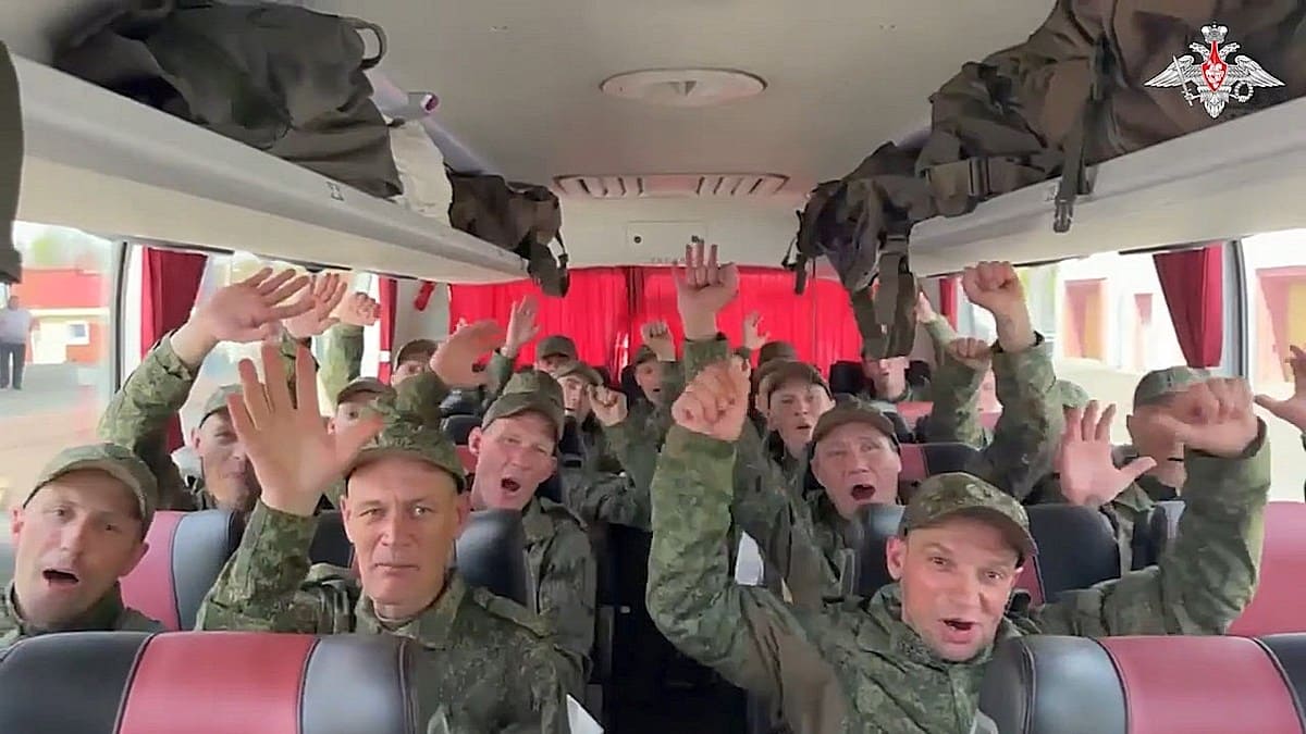 Трое владимирцев вернулись из украинского плена