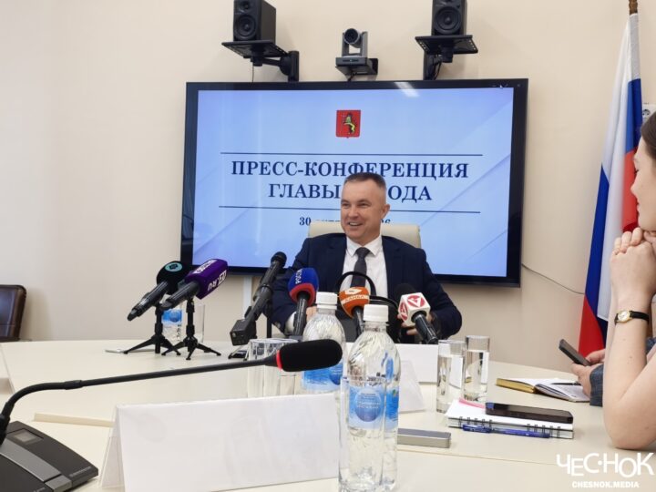 Мэр Волков раскрыл данные о пострадавших от БПЛА квартирах и авто