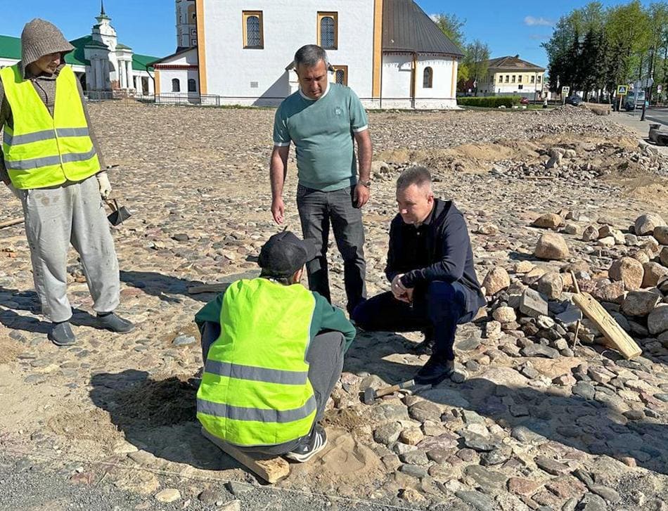 Волков Суздаль торговая площадь
