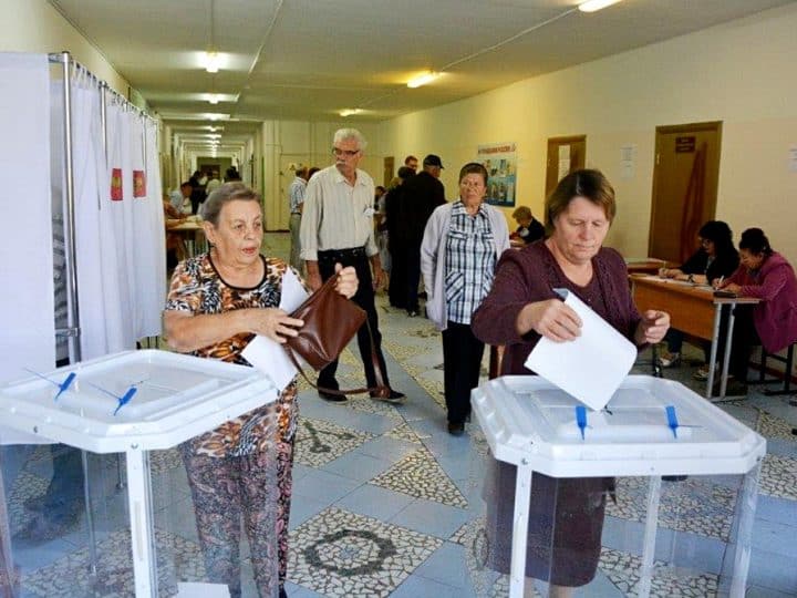 Единоросска пошла на выборы от эсеров и пролетела