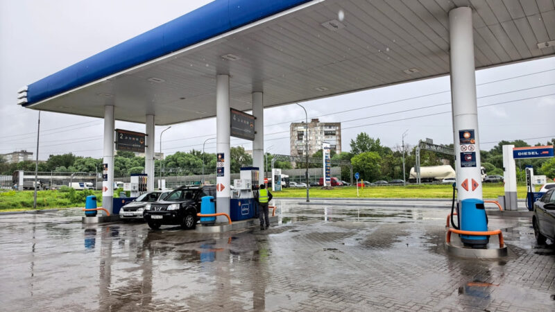 На каких владимирских заправках продают бензин без ограничений