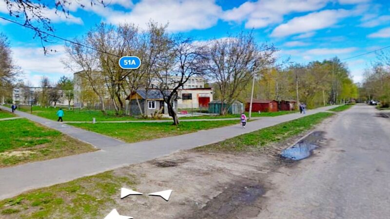 У стадиона «Юность» в Добром воткнут многоэтажку