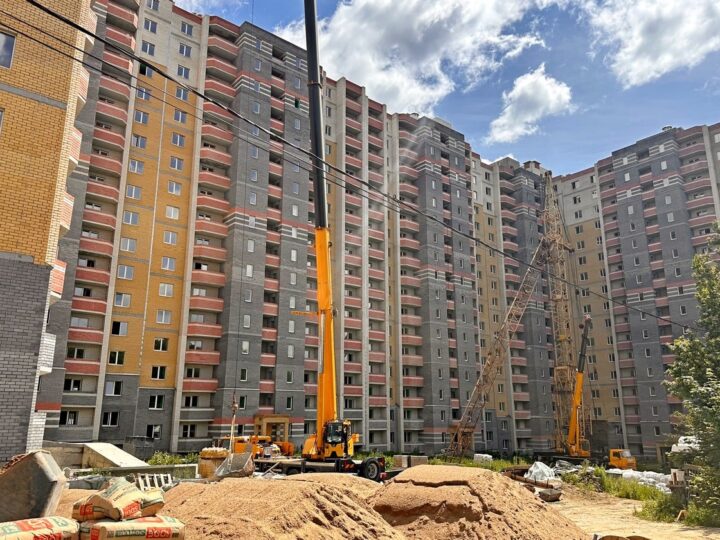 Двойные стандарты минстроя: почему одни дольщики получат квартиры, а другие нет?
