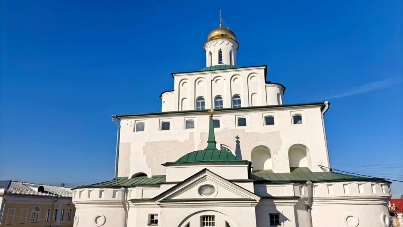 Мэру Владимира нравятся «пятнистые» Золотые ворота