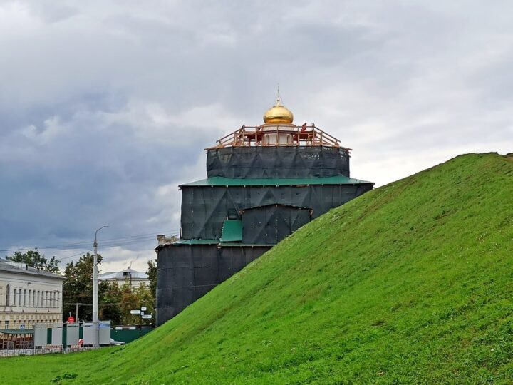 Обновленные Золотые ворота освобождают от лесов